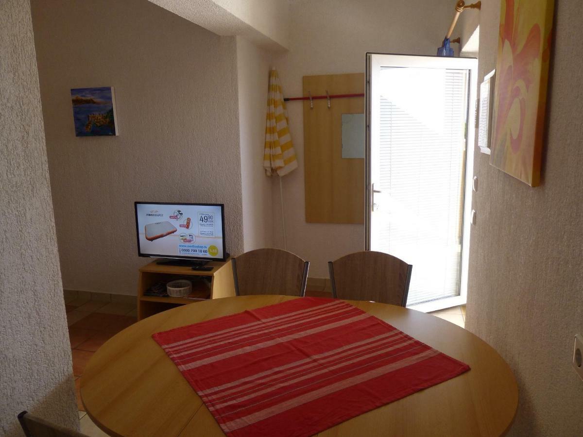 Apartment Rosmarin Omisalj